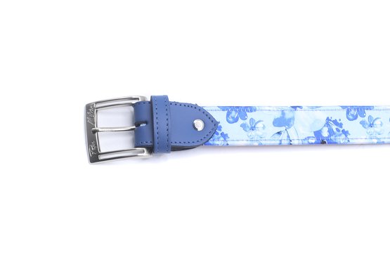 Elaine C model belt, manufactured in Raso 04 Color 13