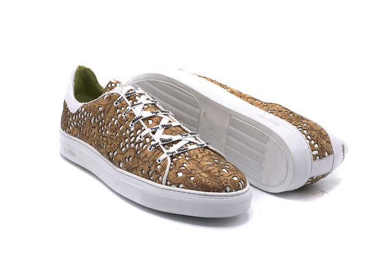 Sneaker modelo Iver Sra, fabricado en Laser 07 Napa Blanca